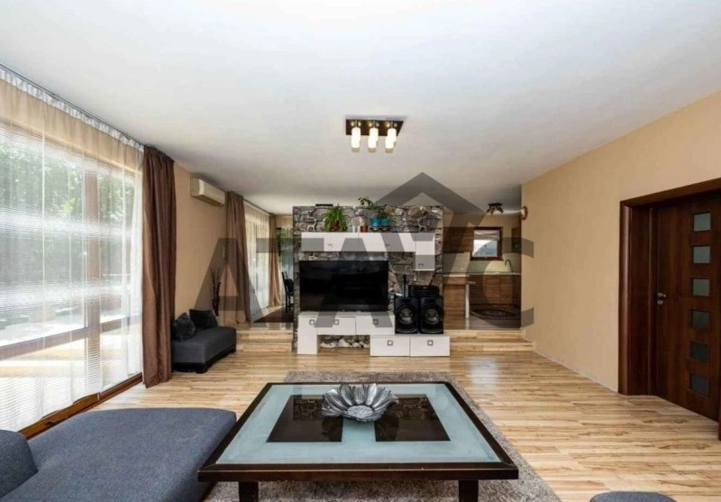 منزل واسع مكون من 3 غرف نوم في بلوفديف، بلغاريا