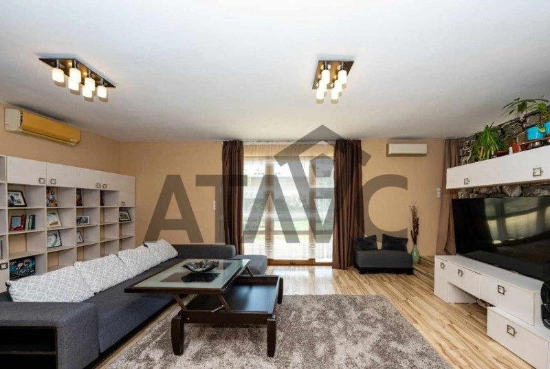 خانهای جادار 361 m² در پلوودیو، بلغارستان