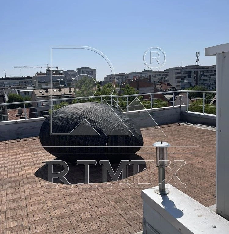 Prestigious penthouse 293 m2 in Plovdiv, Bulgaria