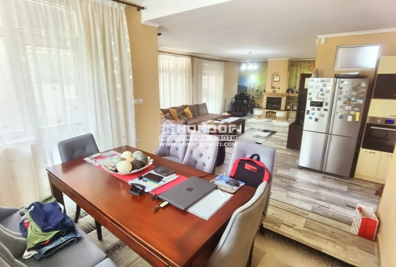 Spacious house 329 m2 in Plovdiv, Bulgaria