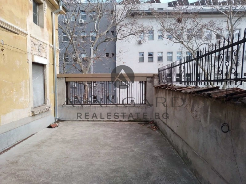 Spacious house 323 m2 in Plovdiv, Bulgaria