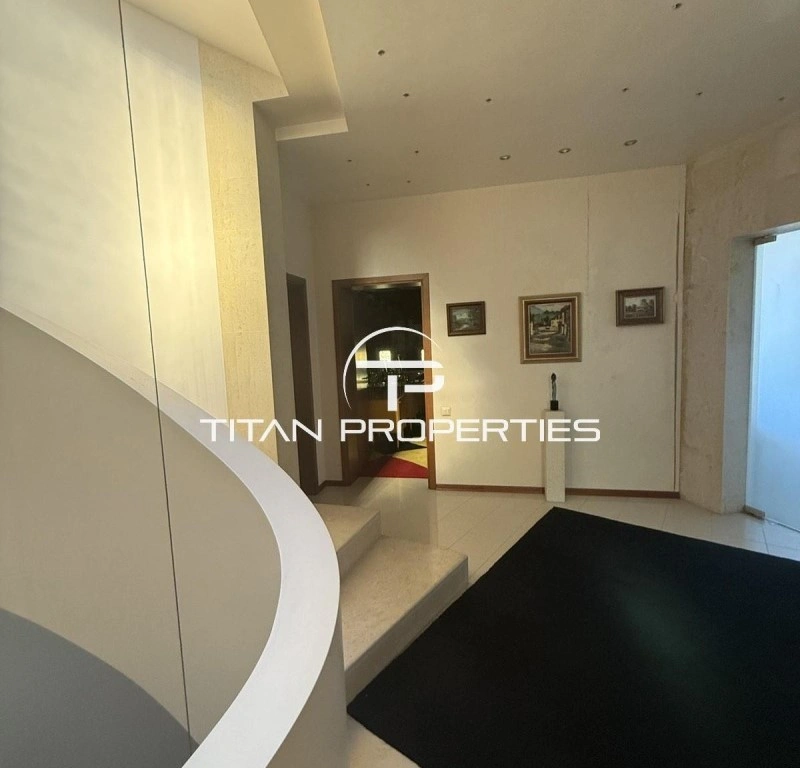 منزل فسيح مكون من 4 غرف نوم في بلوفديف، بلغاريا