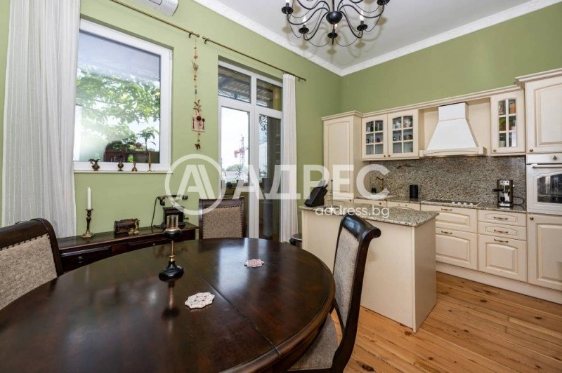 Spacious apartment 148 m2 in Plovdiv, Bulgaria