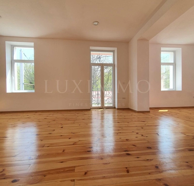 Spacious house 268 m2 in Plovdiv, Bulgaria