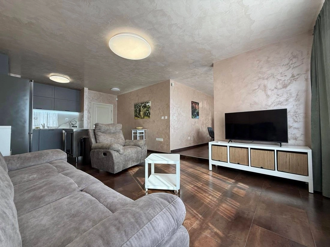 Comfortable apartment 181 m2 in Sofia, Bulgaria