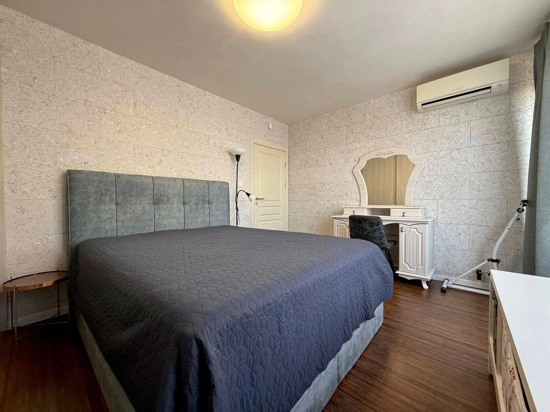 Comfortable apartment 181 m2 in Sofia, Bulgaria