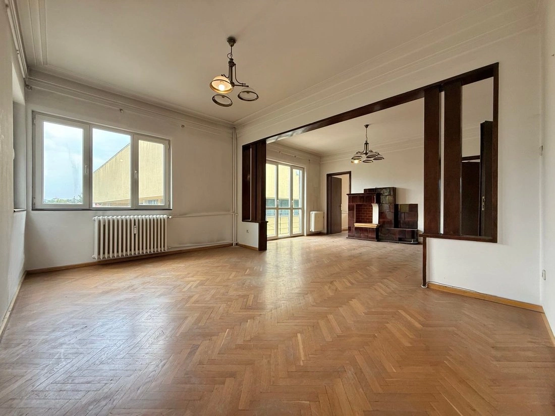 धूप से भरा 2-बेडरूम अपार्टमेंट — सोफिया, बुल्गारिया