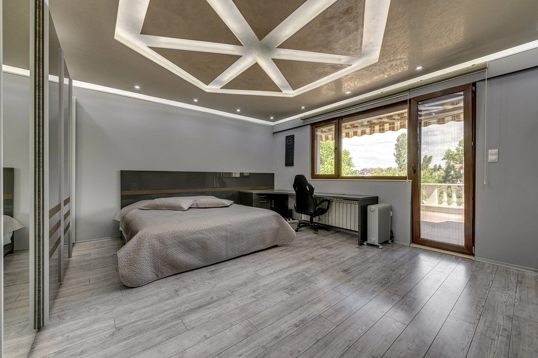 Luxury townhouse 1000 m2 in Sofia, Bulgaria