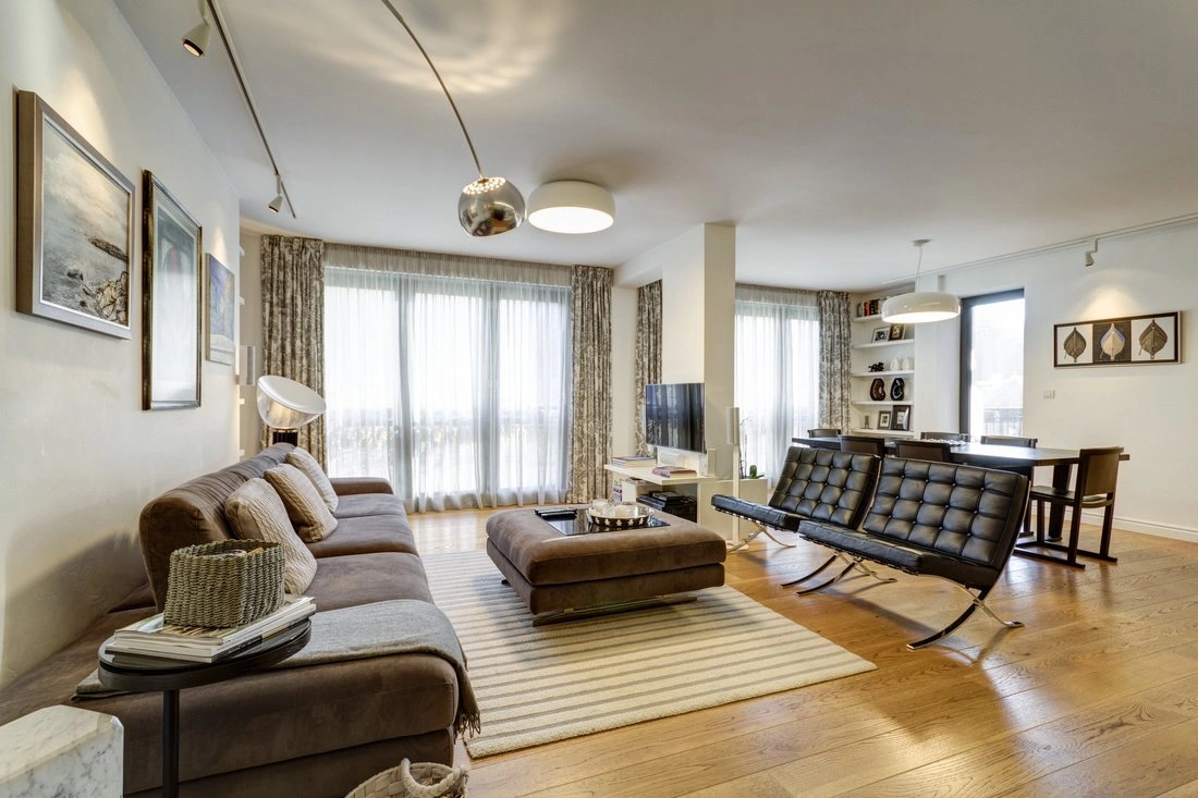 불가리아 소피아의 모던 4베드룸 아파트