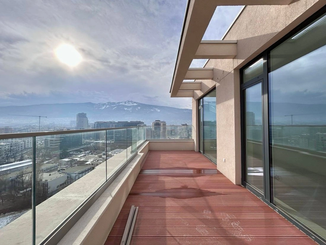 Comfortable penthouse 250 m2 in Sofia, Bulgaria
