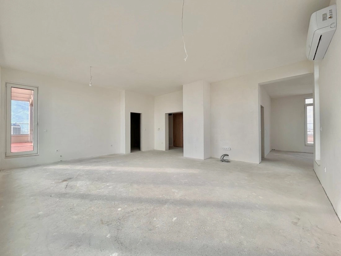 Comfortable penthouse 250 m2 in Sofia, Bulgaria