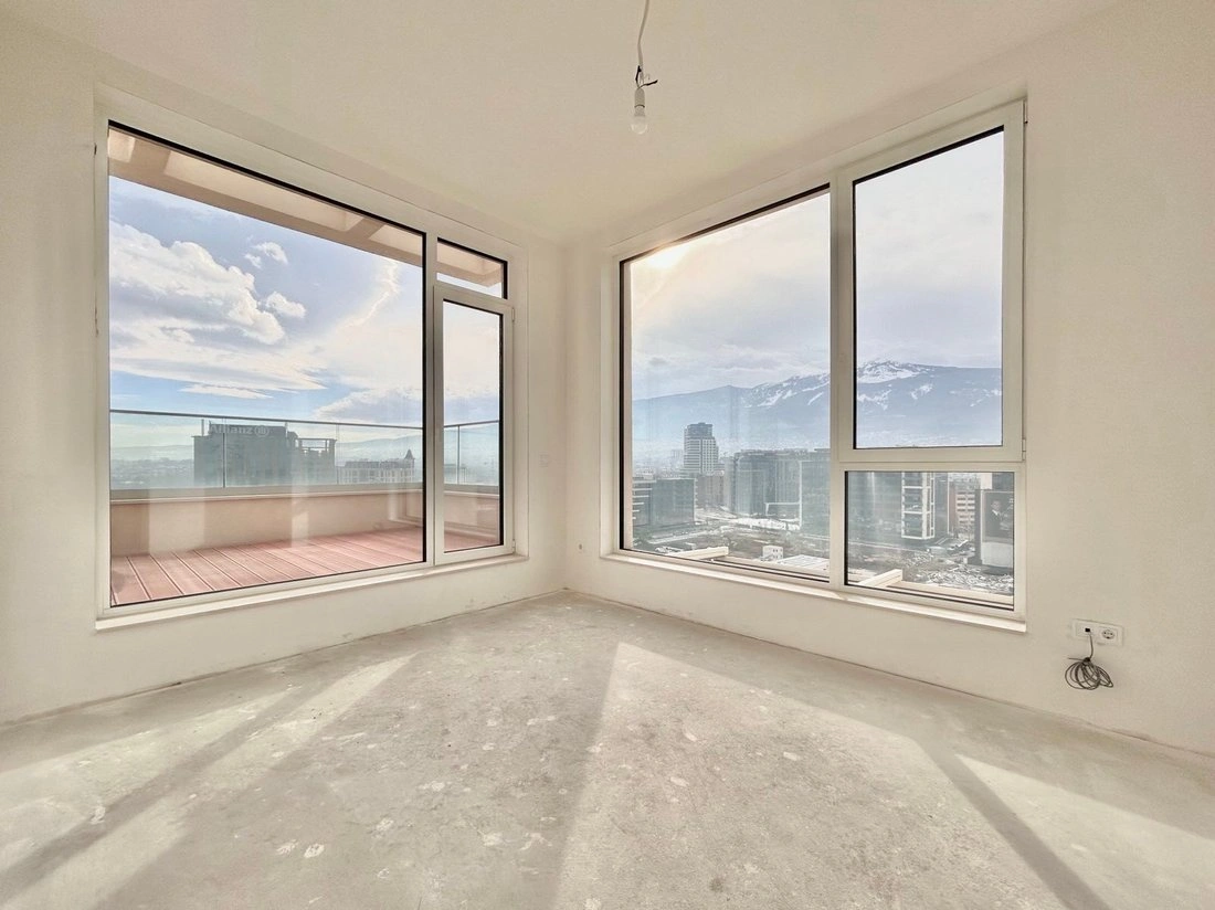 Comfortable penthouse 250 m2 in Sofia, Bulgaria