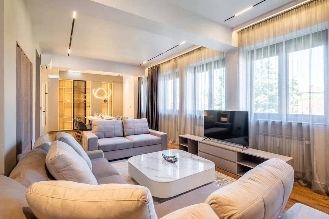 آپارتمان نورگیر 120 مترمربع در صوفیه، بلغارستان