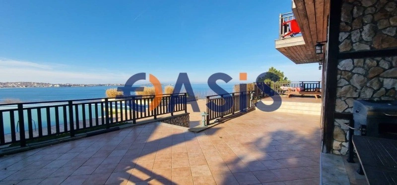 Просторная вилла 489 м² в Созополе, Болгария