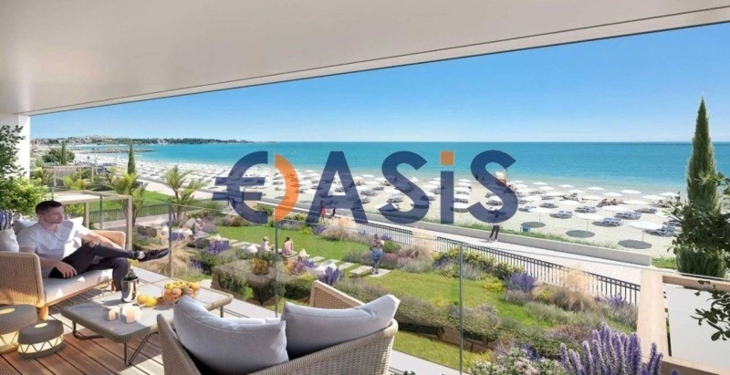 Bright apartment 316 m2 in Aheloy, Bulgaria