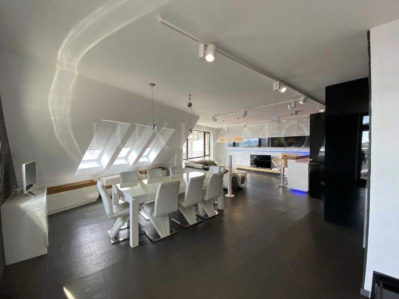 Spacious duplex 335 m2 in Burgas, Bulgaria