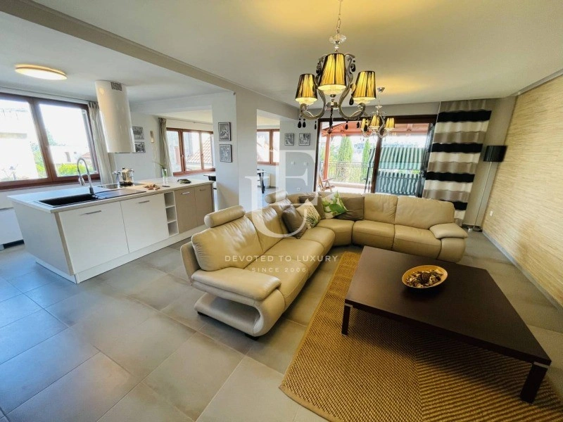 Comfortable villa 500 m2 in Burgas, Bulgaria