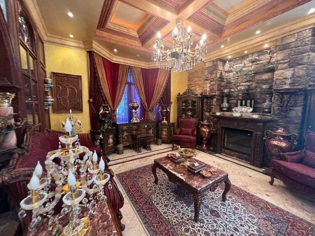 Komfortable Villa 15+1 in der Nähe der Moschee in Muharraq, Bahrain