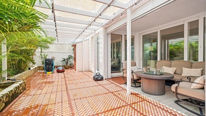 巴哈马拿骚 116 m2 带阳台公寓