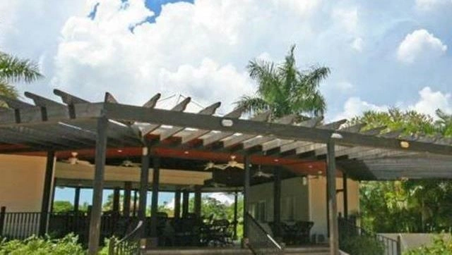 House with mountain view in Freeport, Bahamas