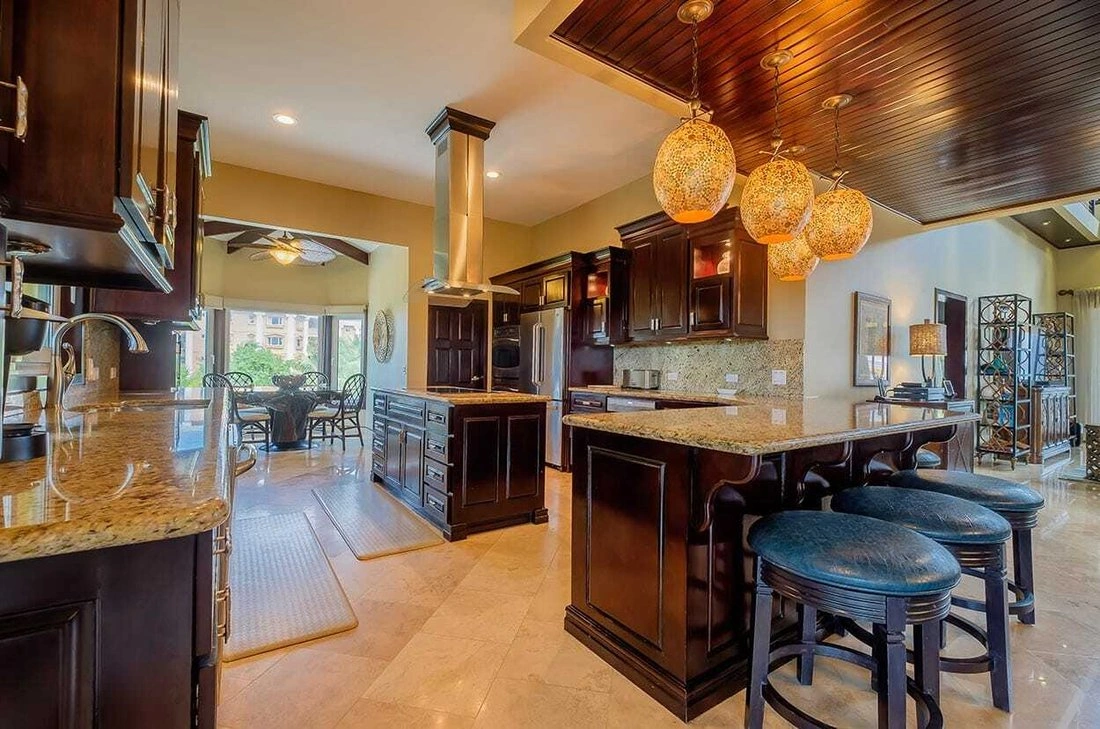 Villa 5+1 con vista sull'oceano a San Pedro