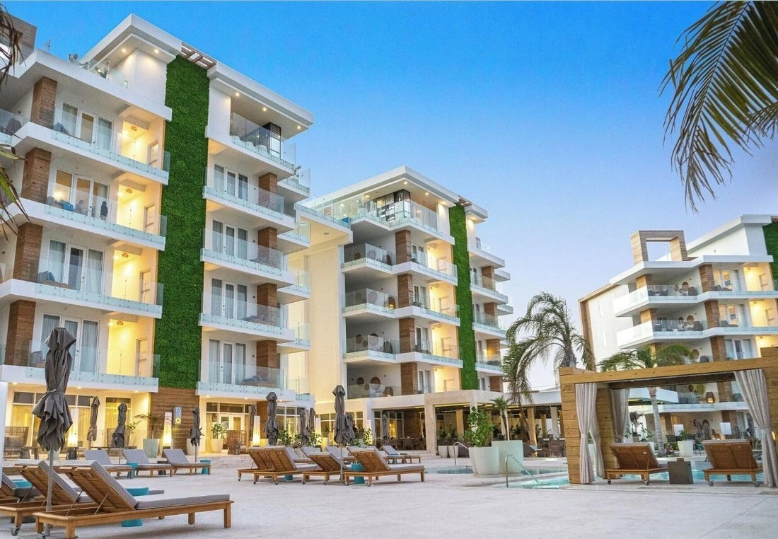 Apartment 173 m2 with open pool in San Pedro, Belize