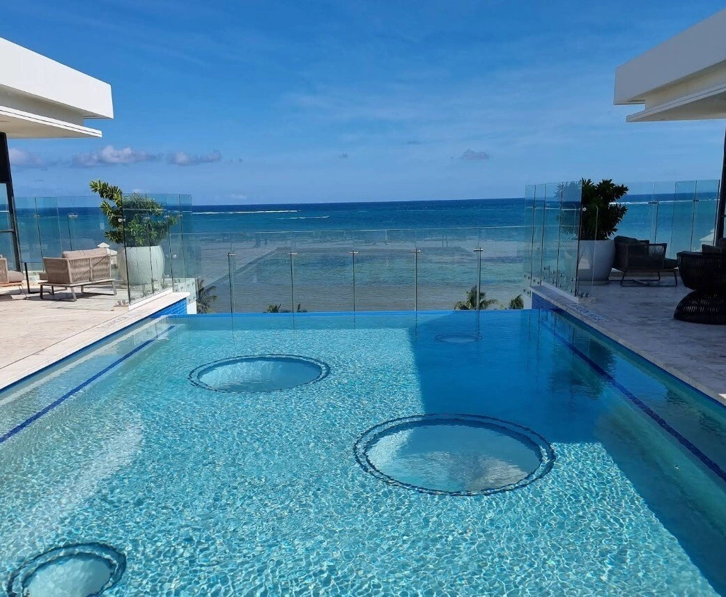 Apartment 173 m2 with open pool in San Pedro, Belize