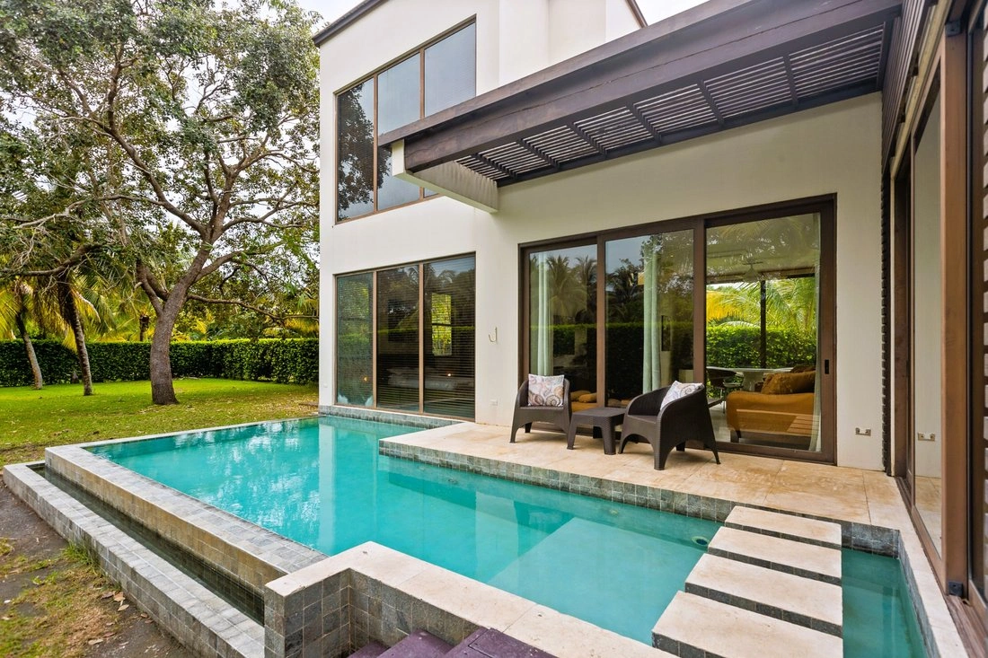 Villa 167 m2 with balcony in Placencia, Belize