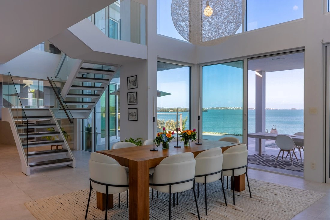 Villa 604 m2 with terrace in Warwick, Bermuda