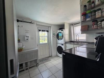 House 270 m2 with garden in Hamilton City, Bermuda