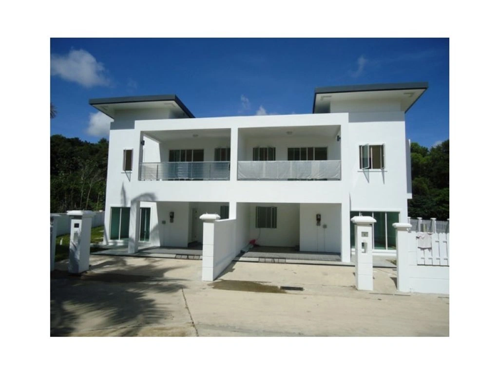 文莱班达尔斯里贝加湾 186 m² 花园住宅