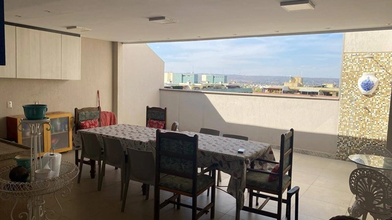 Spacious penthouse 3+1 in Brasilia, Brazil