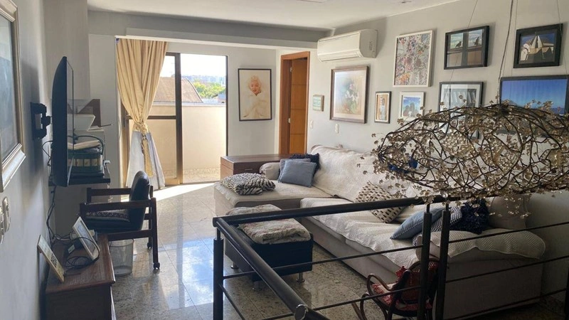 Spacious penthouse 3+1 in Brasilia, Brazil