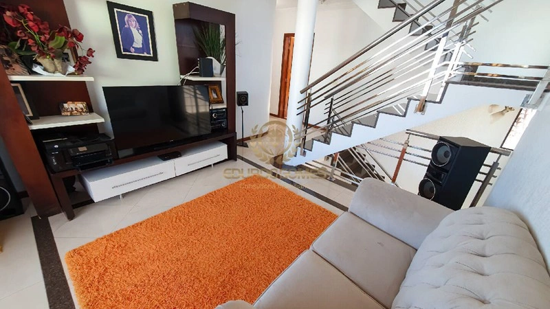 Large house 550 m2 in Plato Village, Brasilia, Brazil