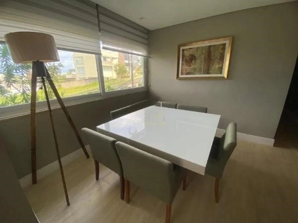 منزل عائلي مذهل مكون من 4 غرف نوم في سلفادور، البرازيل