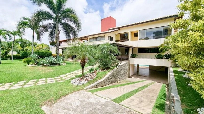 4 Bedroom Duplex House in Salvador, Brazil