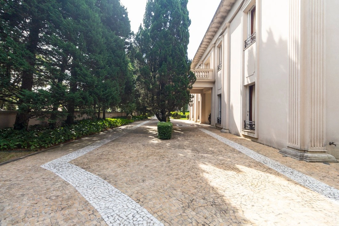 House 2052 m2 with garden in Sao Paulo, Brazil