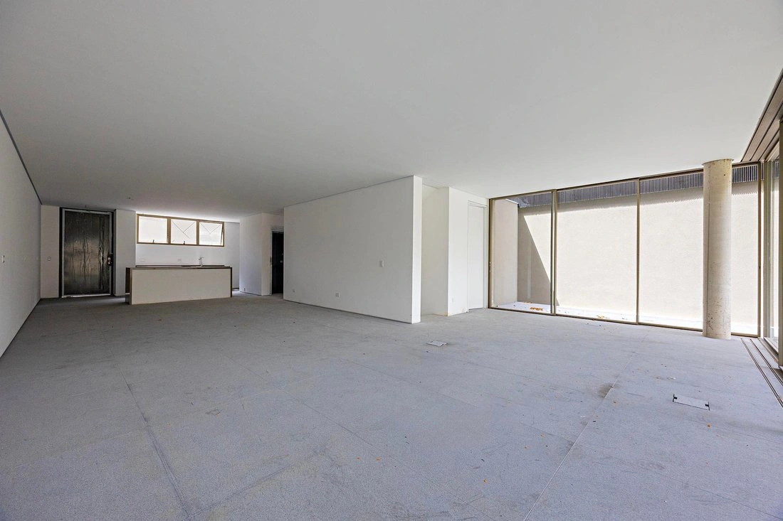 House 594 m2 with gated community in Sao Paulo, Brazil