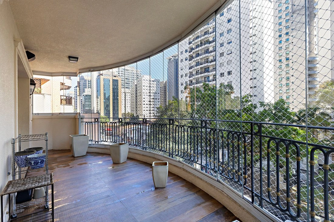 巴西圣保罗 245 m2 带车库公寓