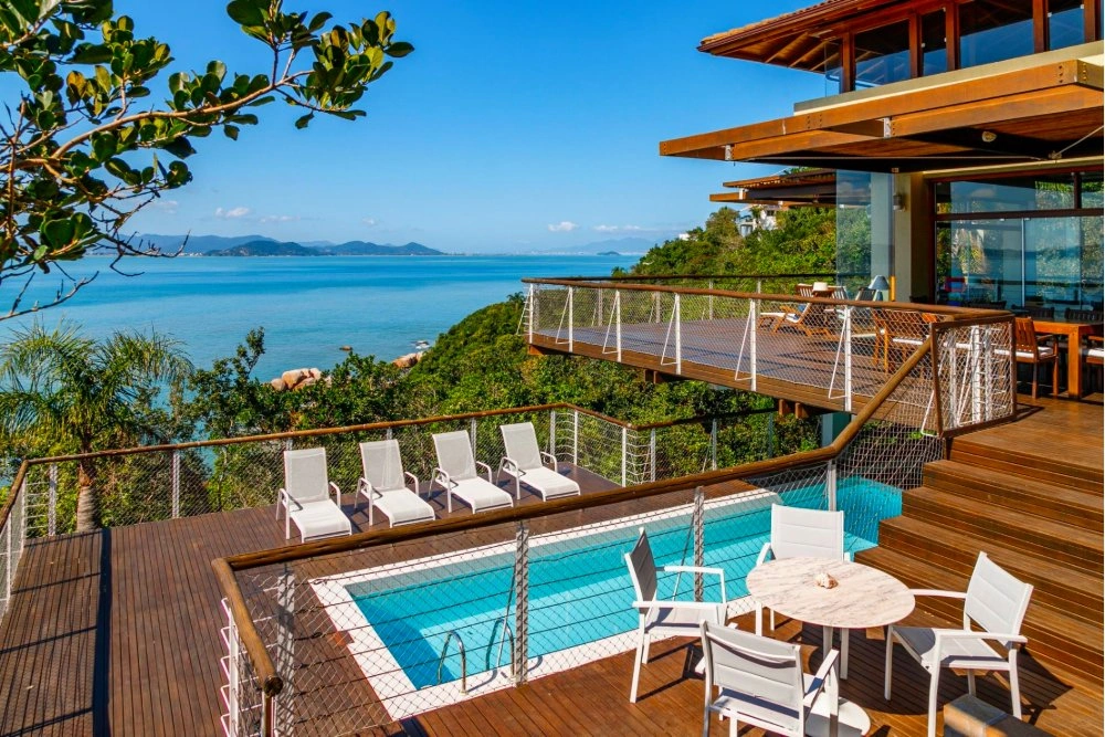 5+1-Villa mit Garage in Florianopolis, Brasilien