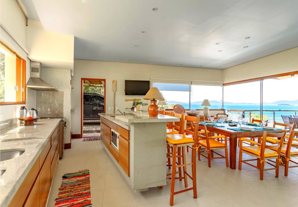 5+1-Villa mit Garage in Florianopolis, Brasilien