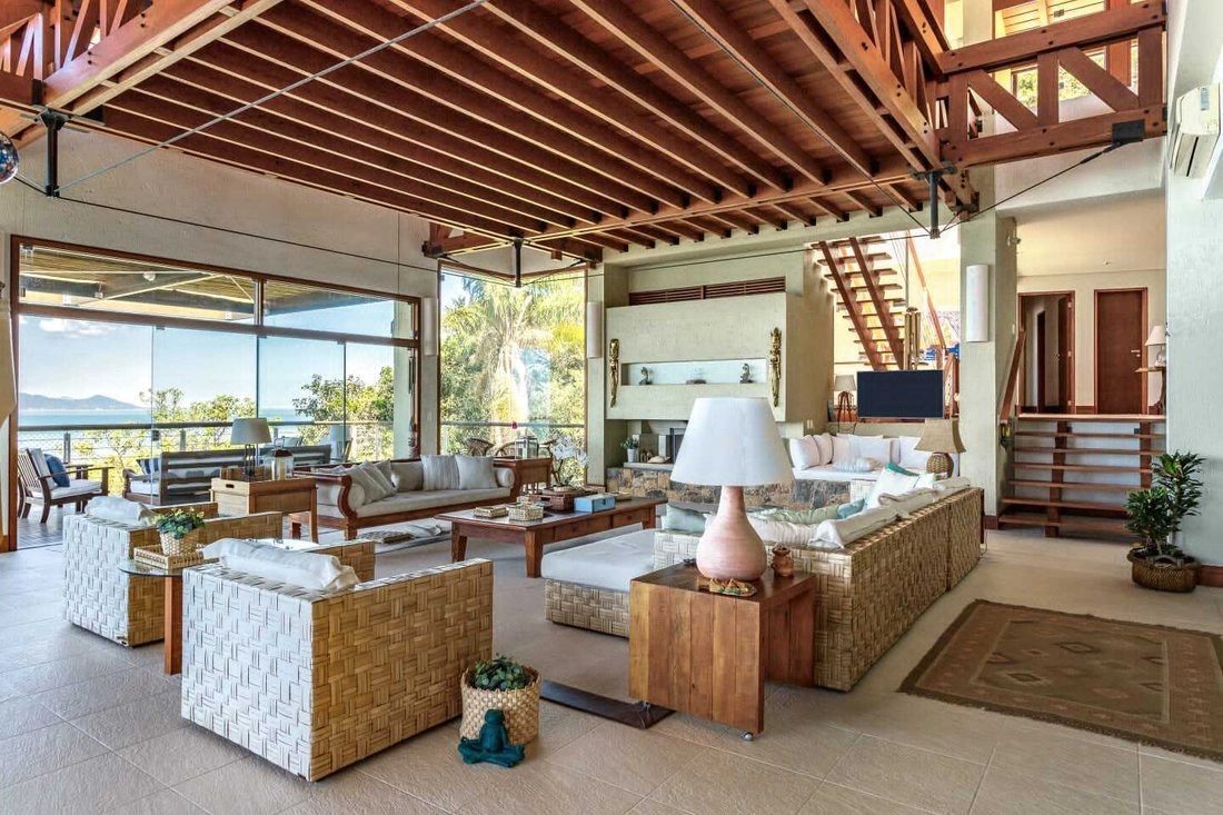 5+1-Villa mit Garage in Florianopolis, Brasilien