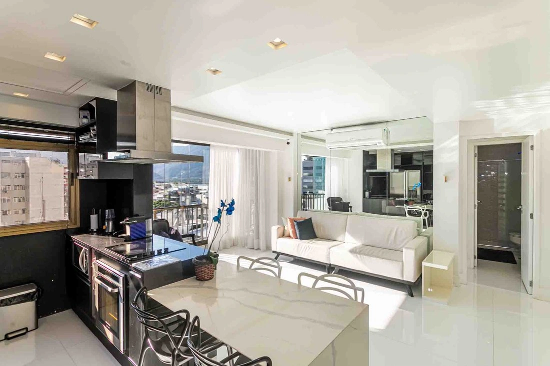 Penthouse 185 m2 with garage in Rio de Janeiro, Brazil