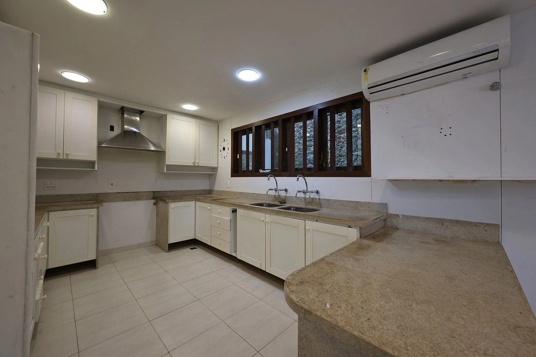 House 600 m2 with terrace in Rio de Janeiro, Brazil