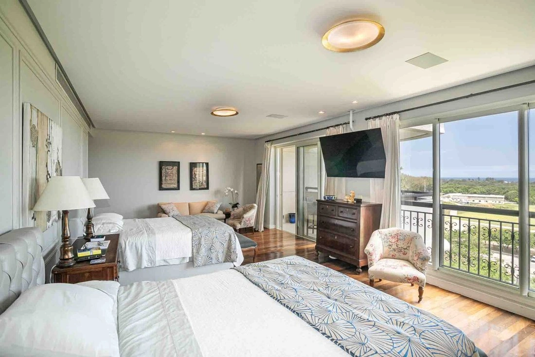 Apartment 555 m2 with open parking space in Rio de Janeiro, Brazil