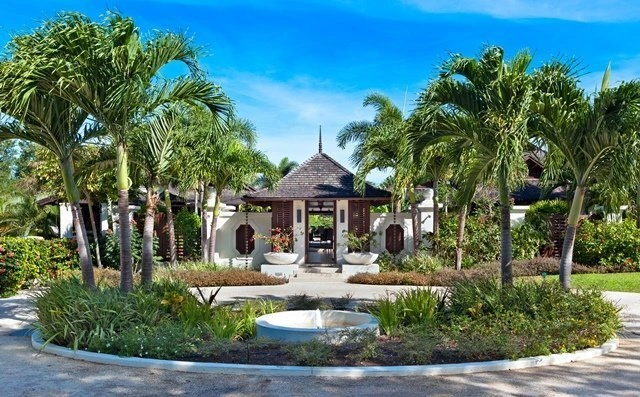 Casa 4+1 con comunidad cerrada en Holetown, Barbados