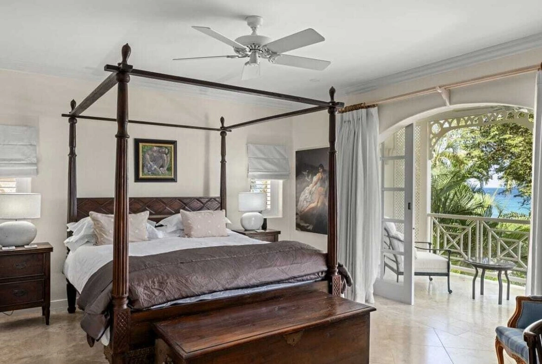 布里奇敦(巴巴多斯)4+1公寓 — 带开放式车位