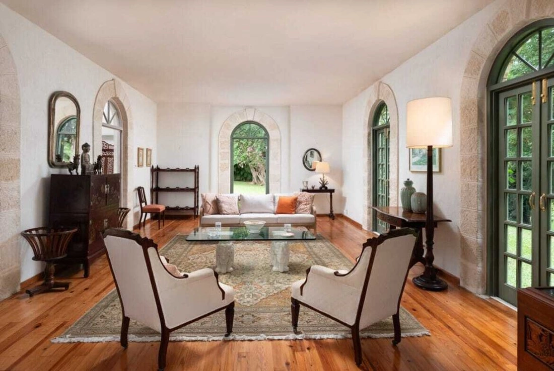 Villa 465 m2 with parking in Bridgetown, Barbados