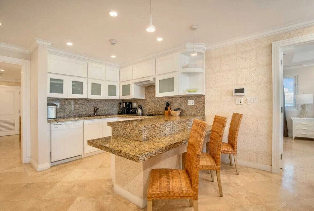 Penthouse 255 m2 with elevator in Bridgetown, Barbados