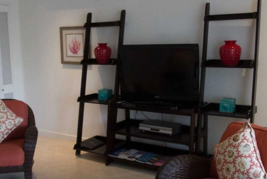 Apartment 149 m2 with open parking space in Bridgetown, Barbados